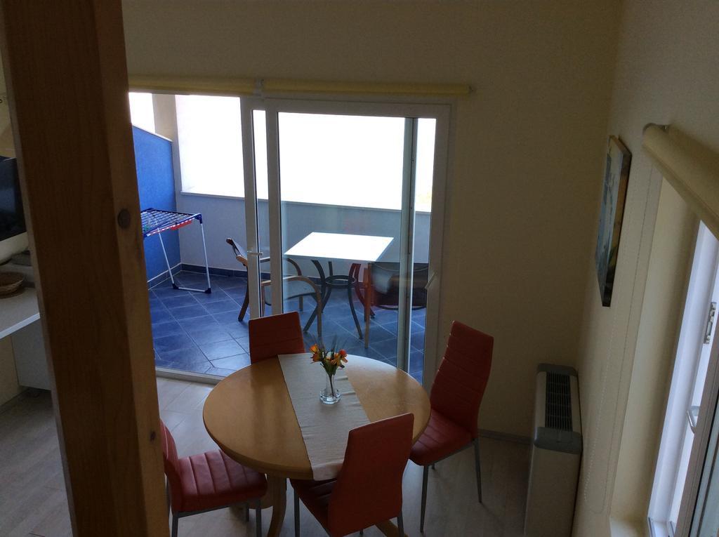 Apartman Maja *