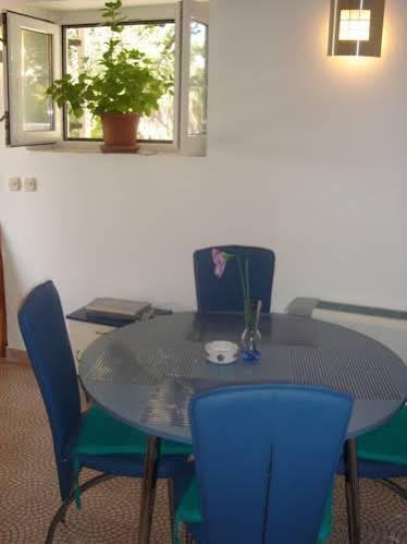 Apartman Maja *